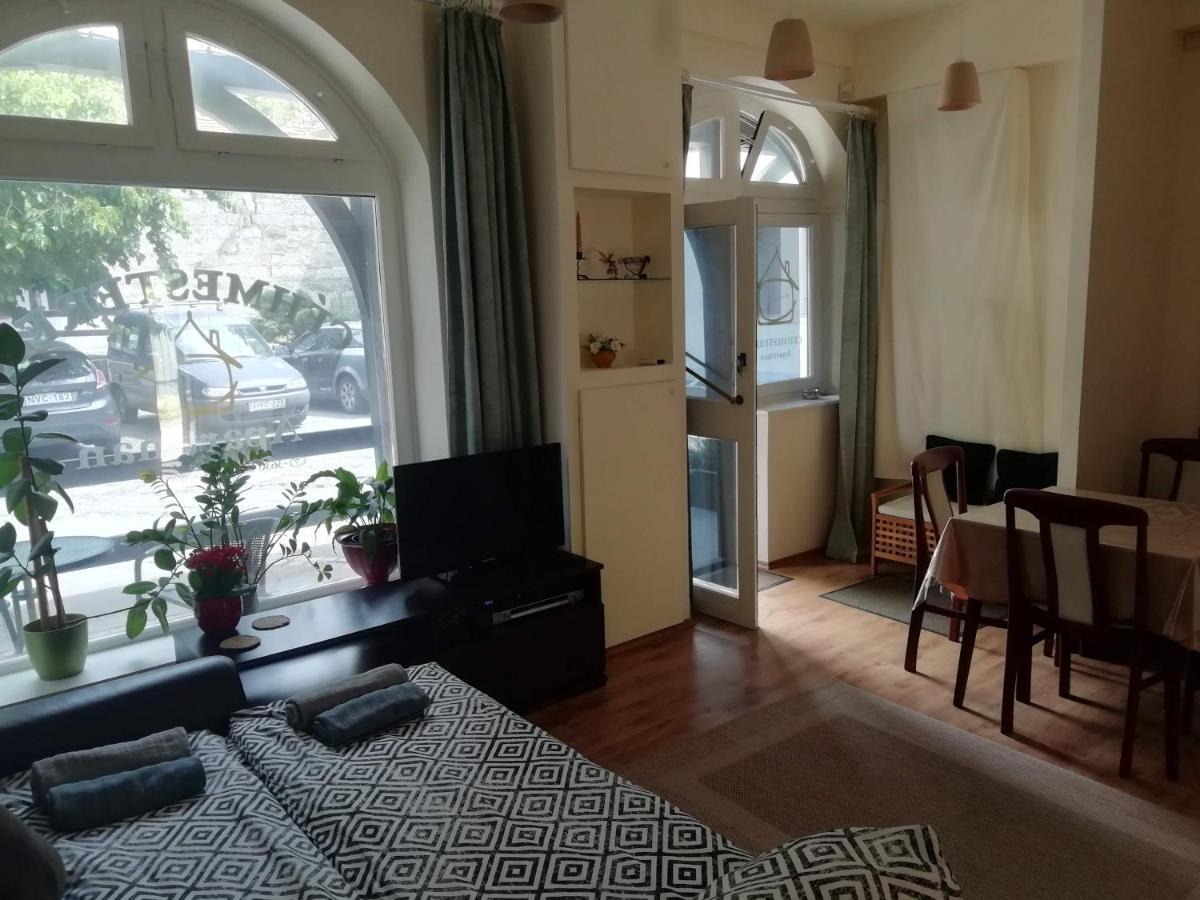 אגר Cehmesterek Apartman מראה חיצוני תמונה