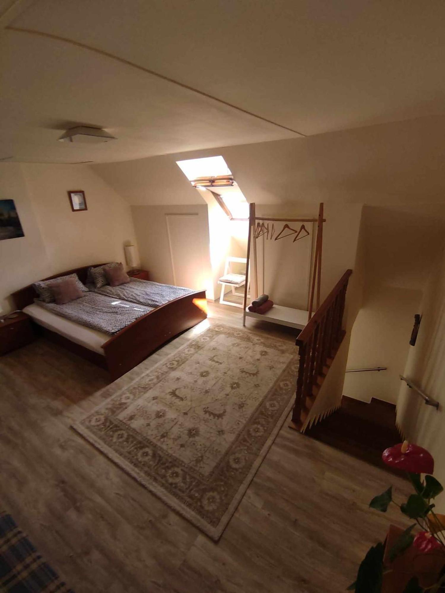 אגר Cehmesterek Apartman מראה חיצוני תמונה