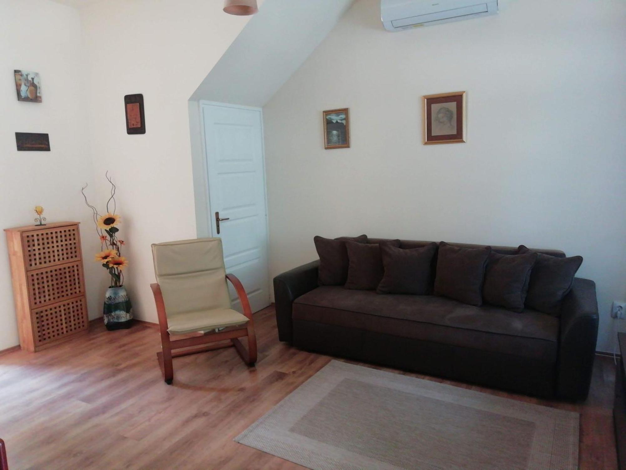 אגר Cehmesterek Apartman מראה חיצוני תמונה