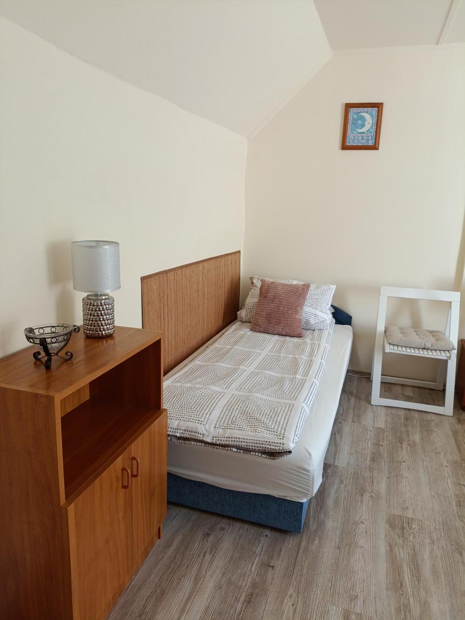 אגר Cehmesterek Apartman מראה חיצוני תמונה