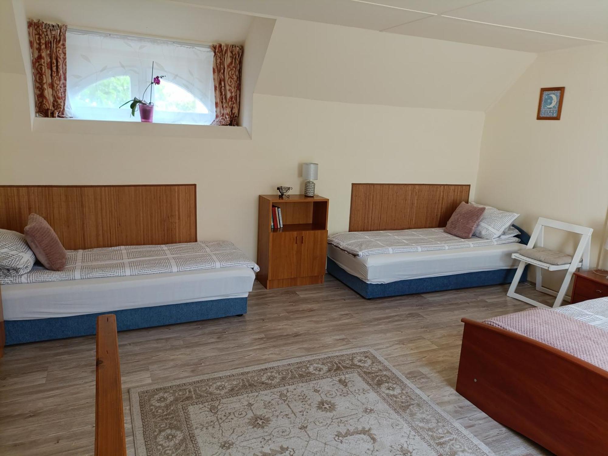 אגר Cehmesterek Apartman מראה חיצוני תמונה